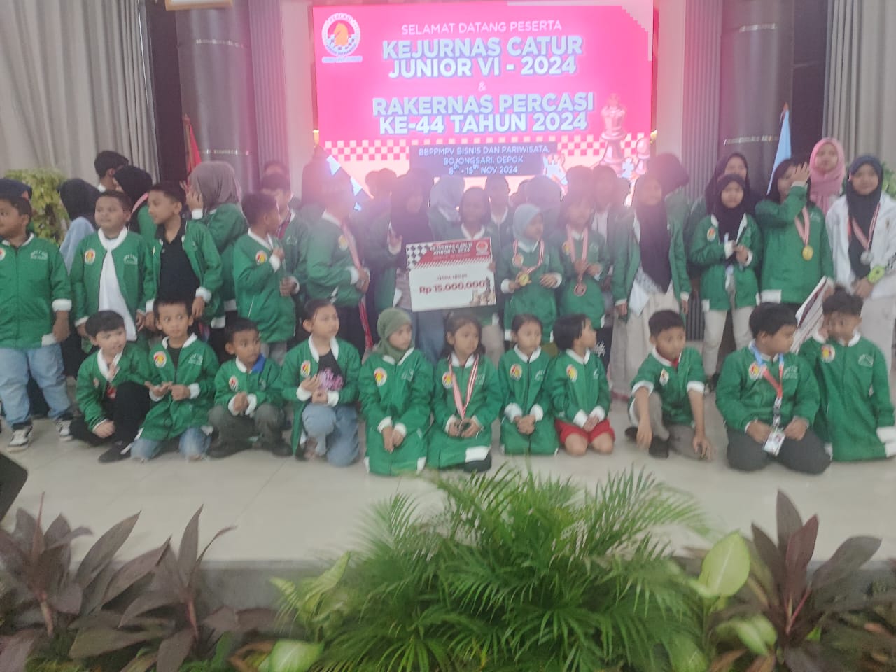 Jawa Timur Juara Umum Kejurnas Catur Junior VI 2024